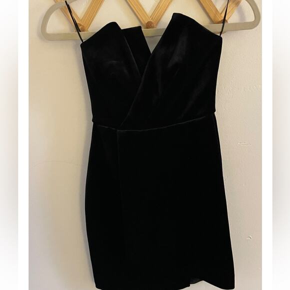 ASOS Dress Women's 2 Black Night Velvet Asymmetric Bandeau Neck Mini Lined Zip - Picture 2 of 11